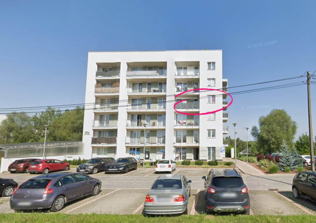 Widok na nowoczesny budynek